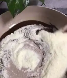 Make A chocolate oxen step 4