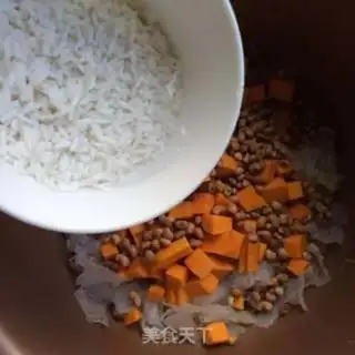 Make Lily