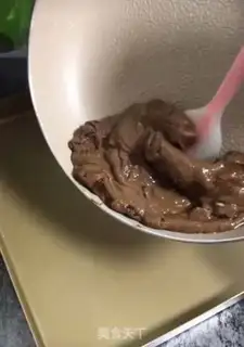 Make A chocolate oxen step 6