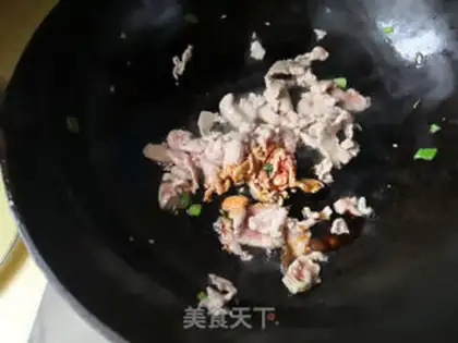 Make Crab mushrooms and fried meat step 5