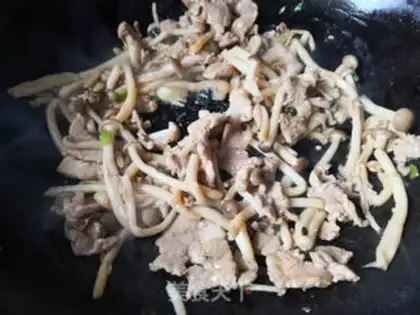 Make Crab mushrooms and fried meat step 7