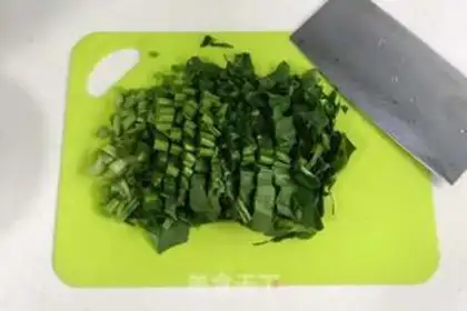 Make Spinach Chifeng step 0