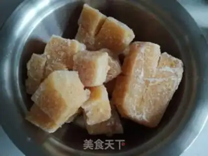 Make Roach and tofu soup step 1
