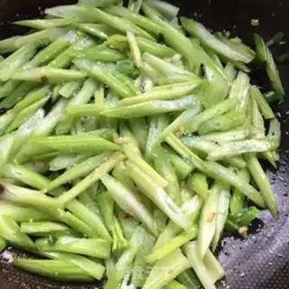 Make Clear the celery step 5