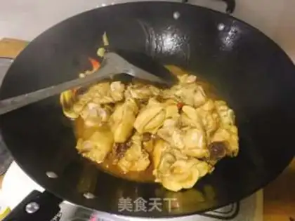 Make Yellow chicken step 3