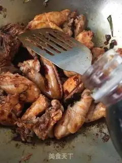 Make Red-burned chestnut chicken step 4