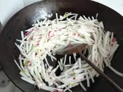 Make Roach and tofu soup step 3