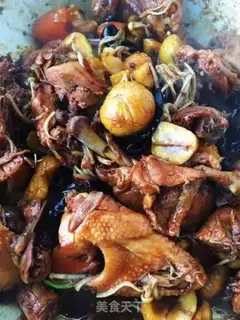Make Red-burned chestnut chicken step 9