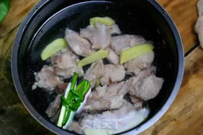 Make Hot noodles step 1