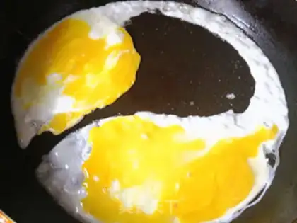 Make A sandwich breakfast step 1
