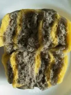 Make Pumpkin sesame roll step 8