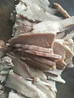 Make Red oil pig tongue step 2