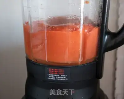 Make "Red fruit mountain cake." step 4