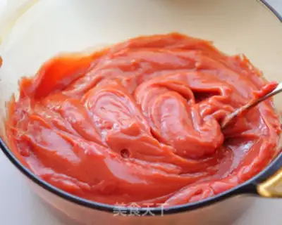 Make "Red fruit mountain cake." step 5