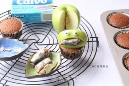 Make Green sardines, devil cake step 9