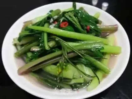 Make Garlic moss step 0