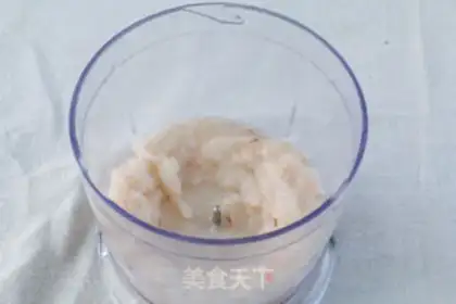 Make Frozen moss shrimp roll step 3