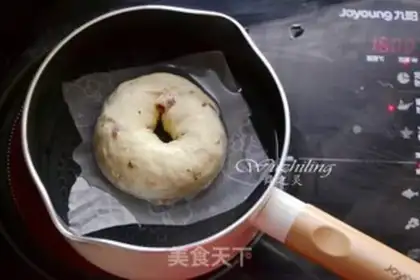 Make Bacon cheese bagels step 8
