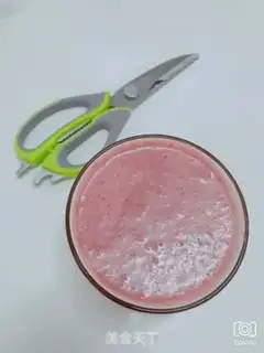 Make Halloween brain cake step 2