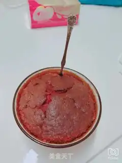 Make Halloween brain cake step 3