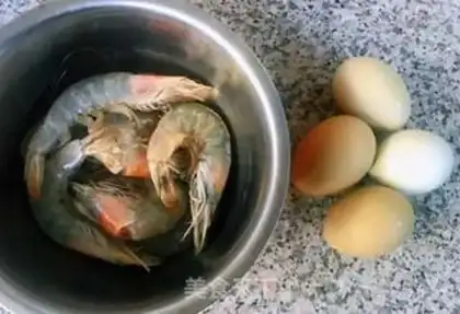 Make Butterfly shrimp steamed eggs step 0