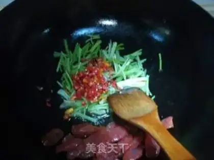Make Celery fried sausage step 4