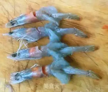 Make Butterfly shrimp steamed eggs step 5