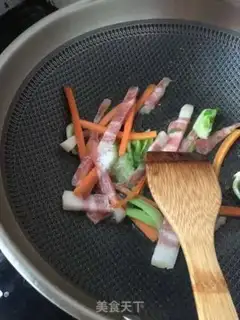 Make Hot soup noodles step 3