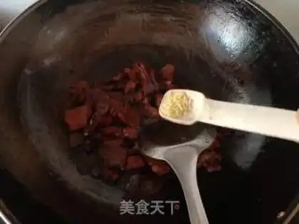 Make Five flowers for radish step 9