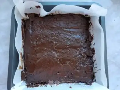 Make Halloween cemetery, chocolate brownie step 5