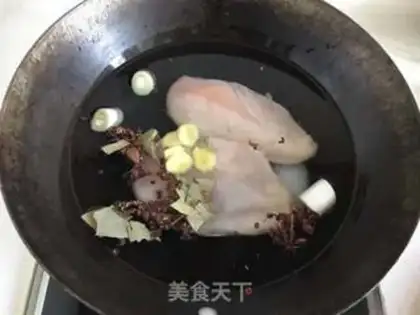 Make Spicy fried chicken silk step 1