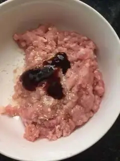 Make The quail egg meatballs step 1