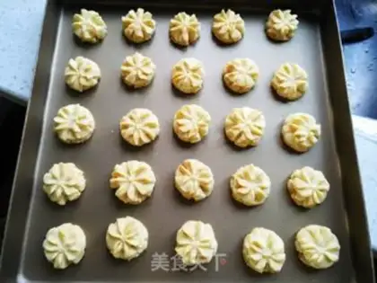Make Cloud-top cookies step 12