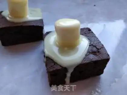Make Halloween cemetery, chocolate brownie step 14