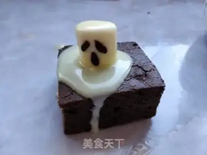 Make Halloween cemetery, chocolate brownie step 15