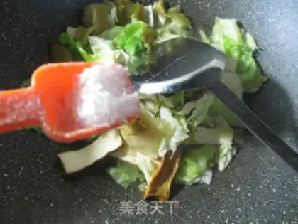 Make Scrambled and fried cabbage step 6