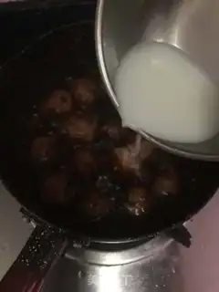 Make The quail egg meatballs step 9