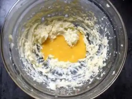 Make "Hallow Pumpkin Ghost Faces." step 2