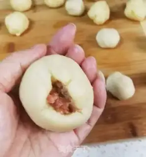 Make Fresh meat mooncake step 8