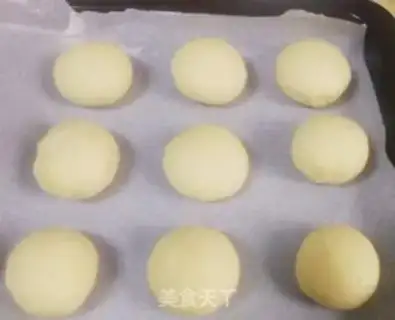 Make Fresh meat mooncake step 10
