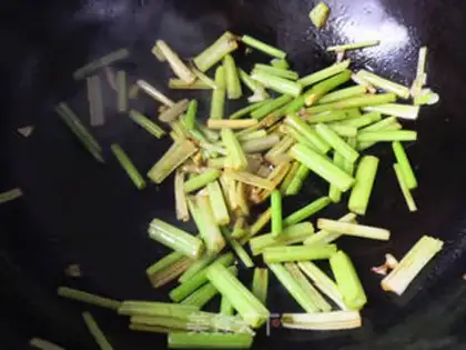 Make Mushroom oil step 4