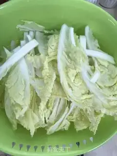 Make Spicy cabbage step 0