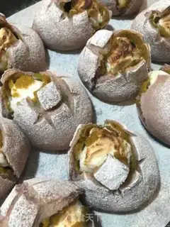 Make Pumpkin burst the bread step 15
