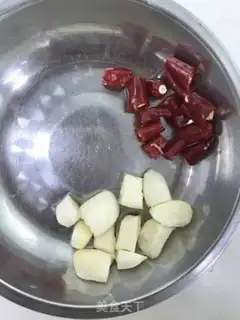 Make Spicy cabbage step 1