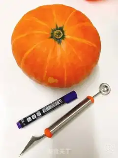 Make Halloween pumpkin light step 1