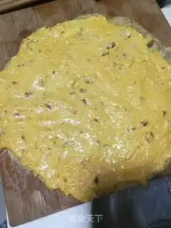 Make Pumpkin egg rolls step 2