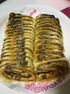 Make Pumpkin egg rolls step 6