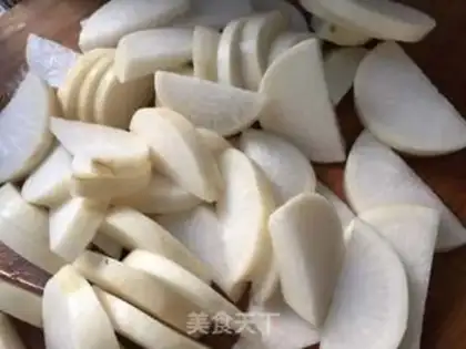 Make Autumn radish step 2