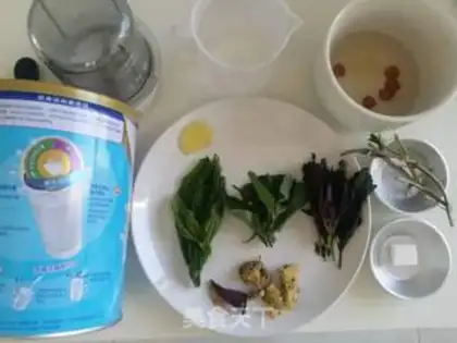Make Almond milk tea step 1
