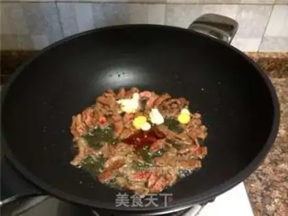 Make Three-colour beef silk step 5